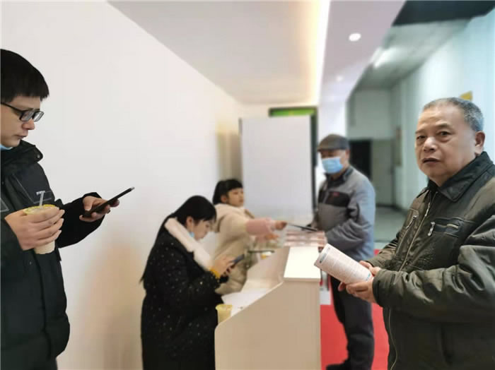 四川中青旅綿陽分社、綿陽市中旅假日旅行社、綿陽自來文化傳播有限公司24H自助售貨服務盛大開業(yè)